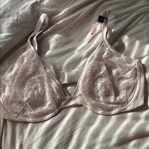 Sheer Lace Body by Victoria 38DDD Bra NWT